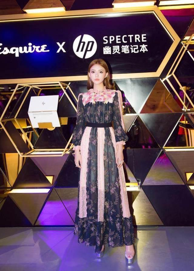 林允腿粗的连腿缝都没了，网友：精修图都这么粗，原版图能看吗？