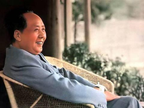 今年是中华人民共和国的主要创立者毛泽东诞辰一百二十周年。